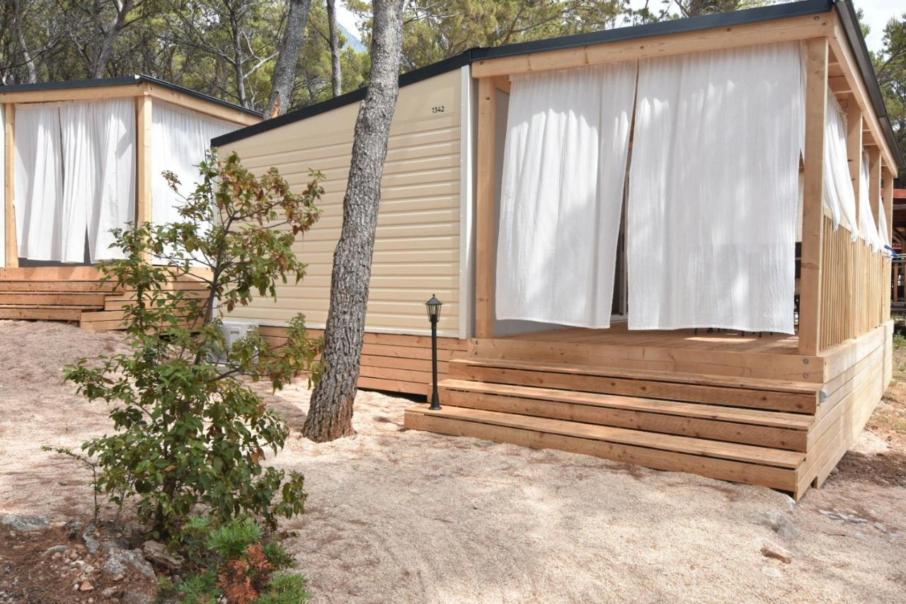 Mobile Homes Sara - Camping Basko Polje , Adriatic , Dalmatia Baška Voda Екстериор снимка
