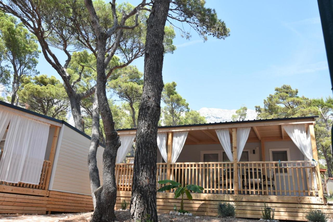 Mobile Homes Sara - Camping Basko Polje , Adriatic , Dalmatia Baška Voda Екстериор снимка