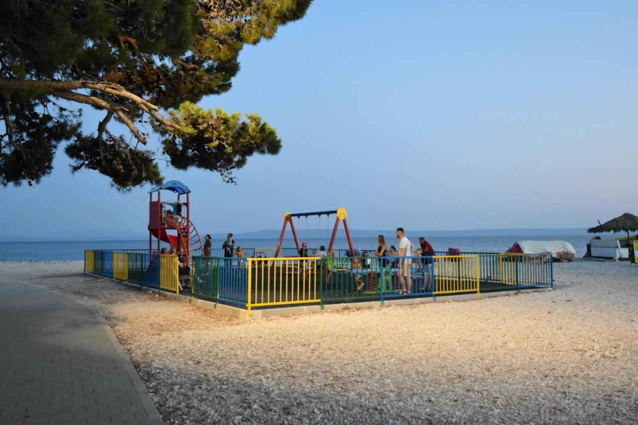 Mobile Homes Sara - Camping Basko Polje , Adriatic , Dalmatia Baška Voda Екстериор снимка