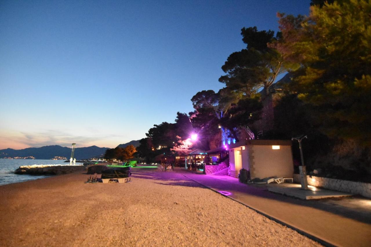 Mobile Homes Sara - Camping Basko Polje , Adriatic , Dalmatia Baška Voda Екстериор снимка